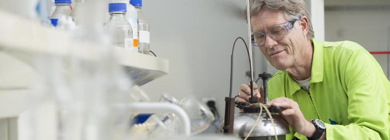 Business Solution Heros5